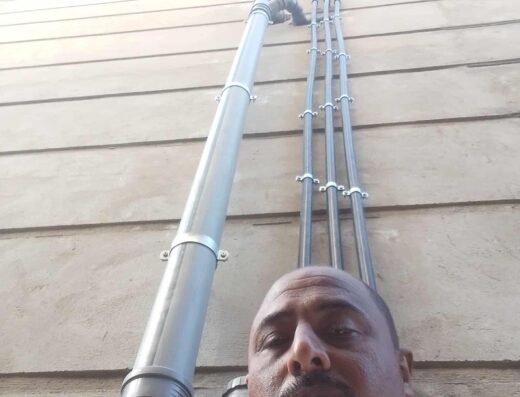 سباك